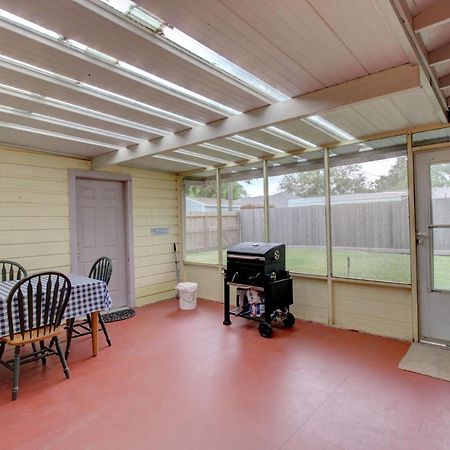 Charming 2Br Near University, Beach & Attractions Galveston Exteriör bild