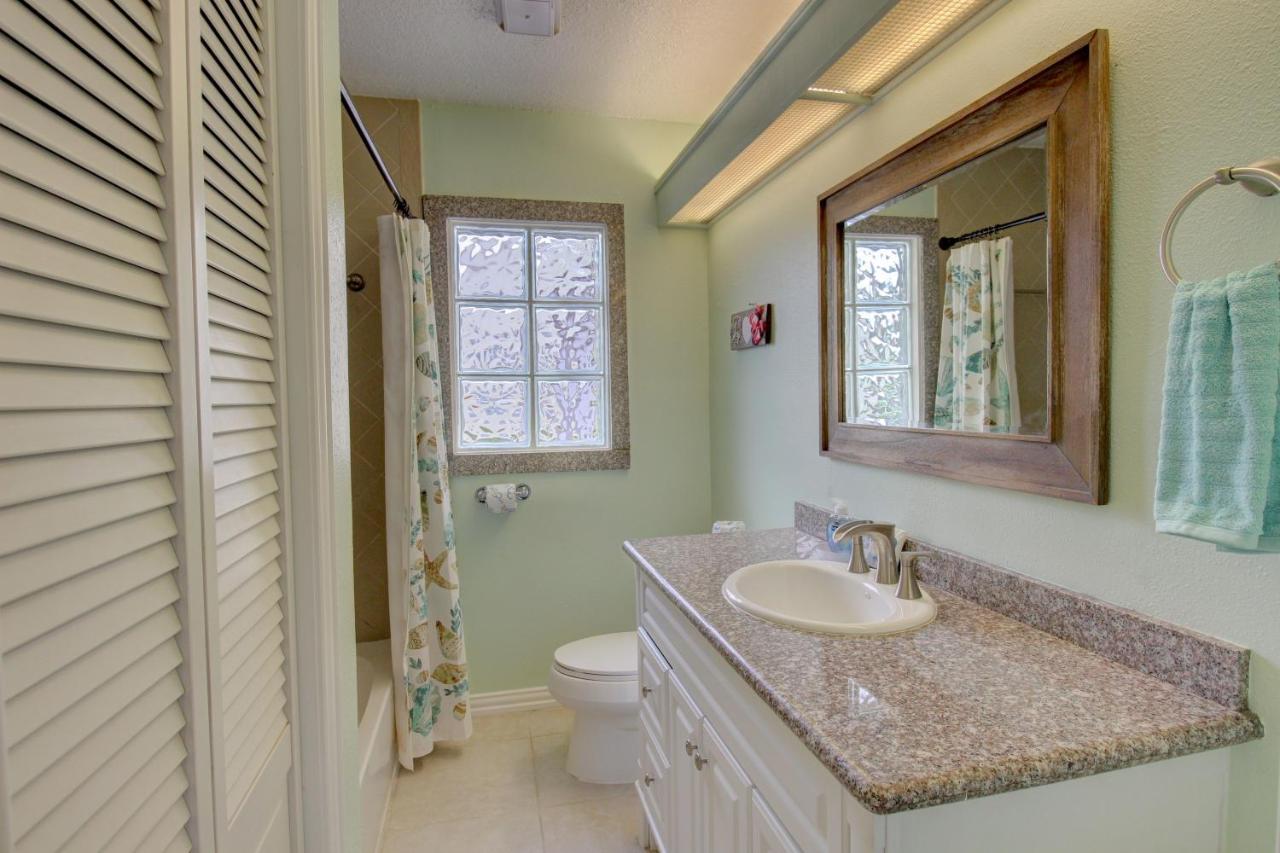 Charming 2Br Near University, Beach & Attractions Galveston Exteriör bild