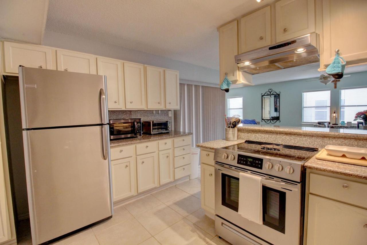 Charming 2Br Near University, Beach & Attractions Galveston Exteriör bild